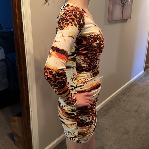 Short leopard one shoulder mini - Picture 2 of 4